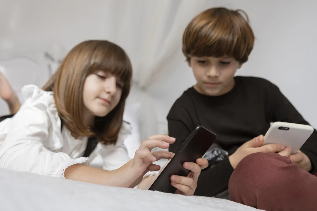 redes sociales y la mensajería en niños